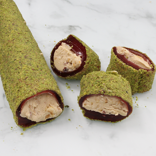 Blueberry Wrap With Hazelnut Cream in Powdered Pistachio